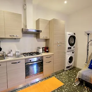 Elia1141 Apartamento